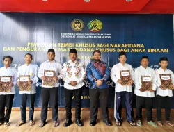 Momen Lebaran dan Nyepi, 1750 Warga Binaan Lapas Kelas 1 Malang Dikado Remisi