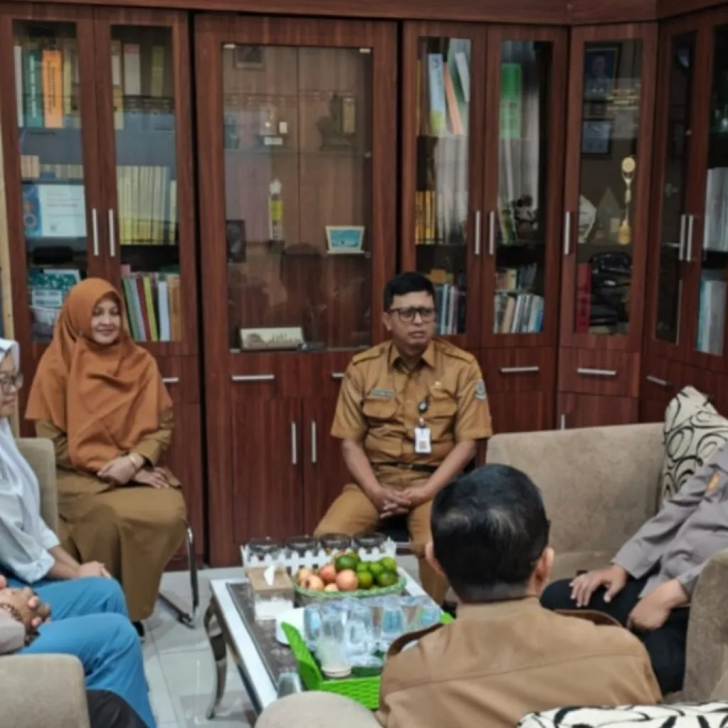 Stop Bullying dan Tawuran! Ini Pesan Kapolsek Klojen Saat Sambang SMAN 4 Malang
