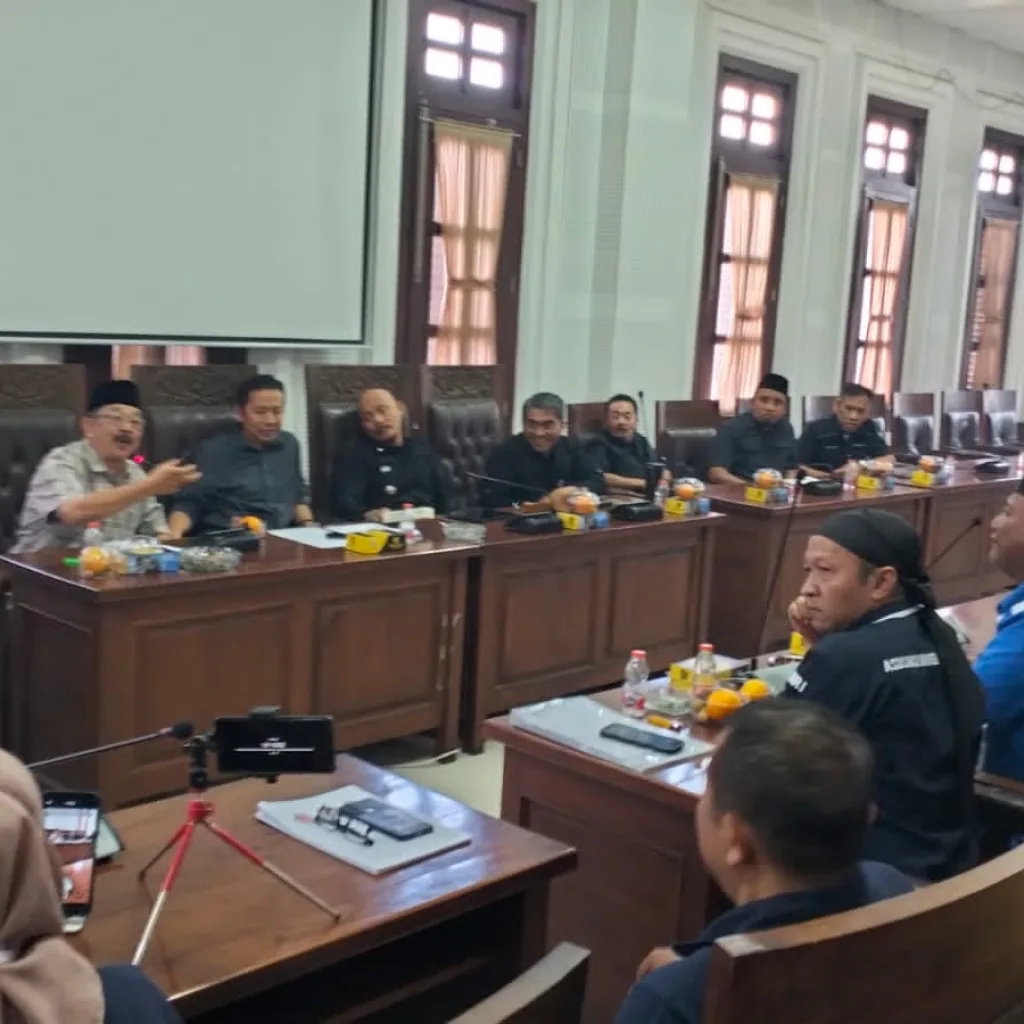 Komisi C DPRD Kota Malang Tampung Aspirasi Sopir Angkot 