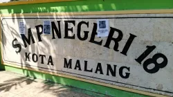 Wali Murid Geruduk SMPN 18 Malang, Ungkap Dugaan Siswa Ditampar hingga Dijewer