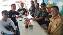 Cozy Republic Ngalam: Makan Pangsit Jumbo Sambil Silaturahmi Bareng d’Kross dan Jurnalis 
