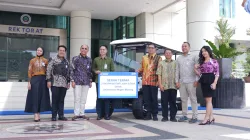 Dua Mobil Golf dari BRI Perkuat Dukungan Operasional Universitas Negeri Malang